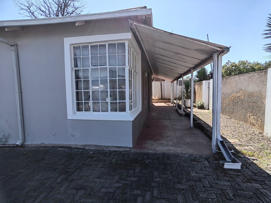 11 Bedroom Property for Sale in Parys Free State